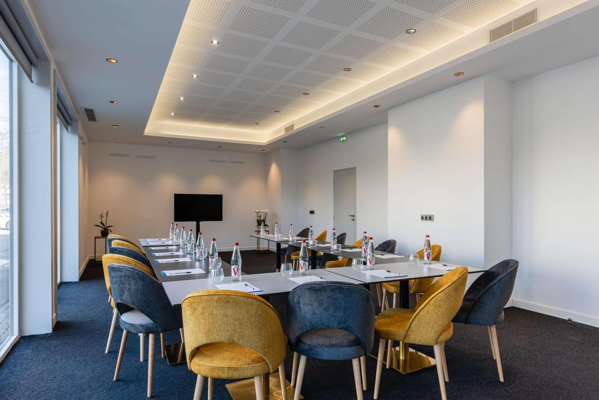 Brit Hotel Privilege Paris โคนี-ซู-บัว ภายนอก รูปภาพ